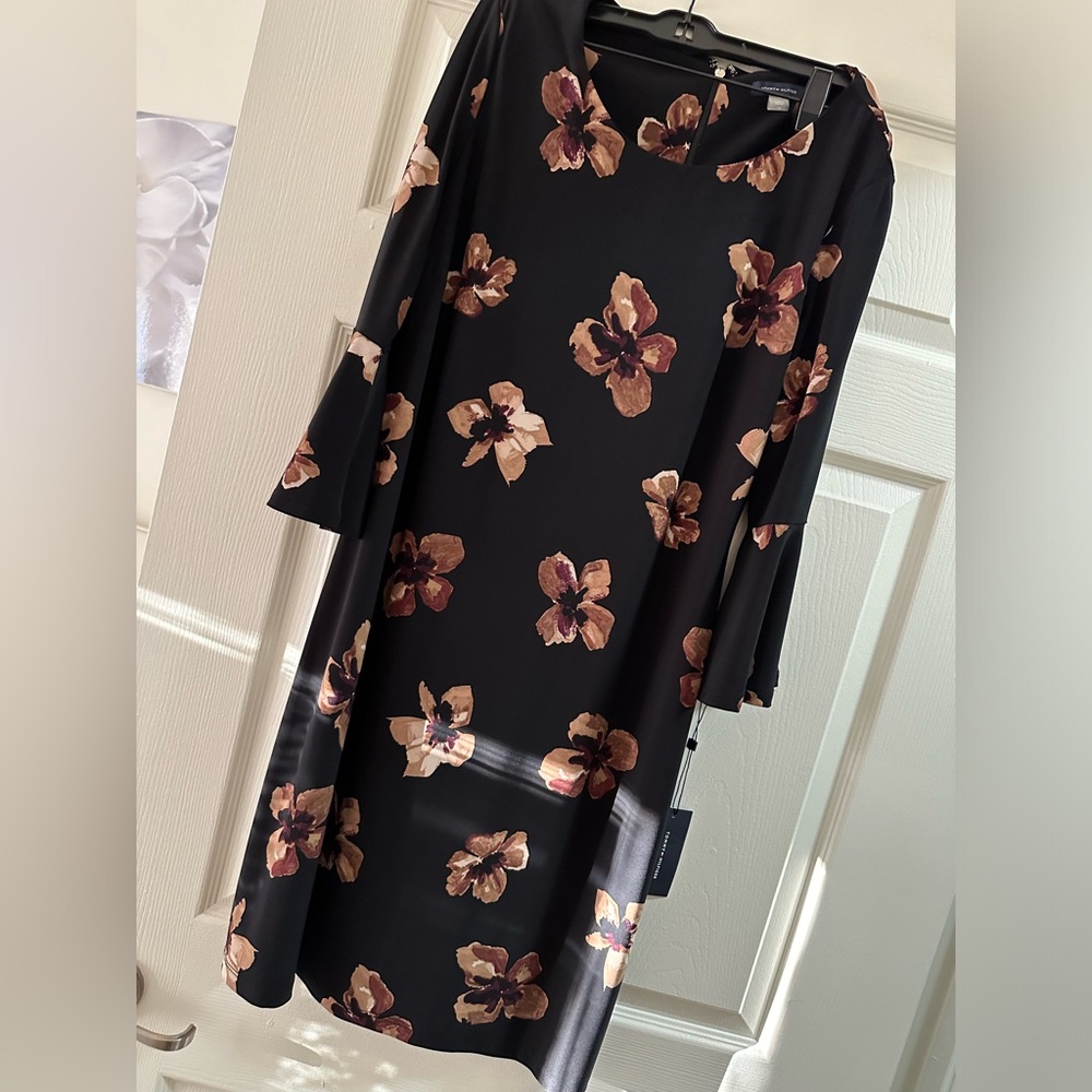 Tommy Hilfiger Black Floral 3/4 Sleeved Dress Size 14 NWT